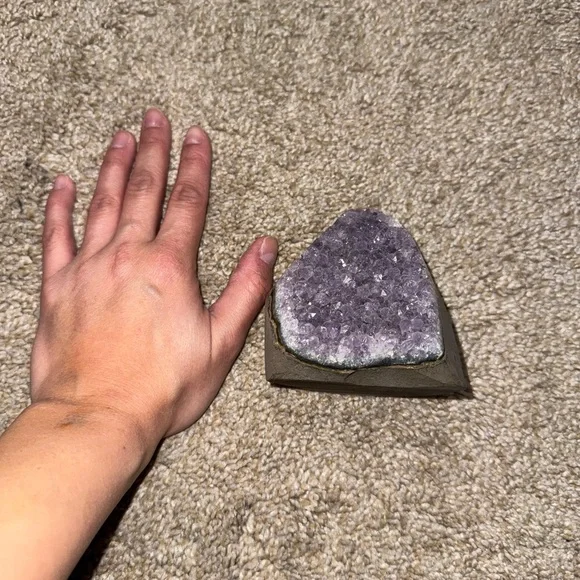 Purple Amethyst Decor - Picture 5 of 8